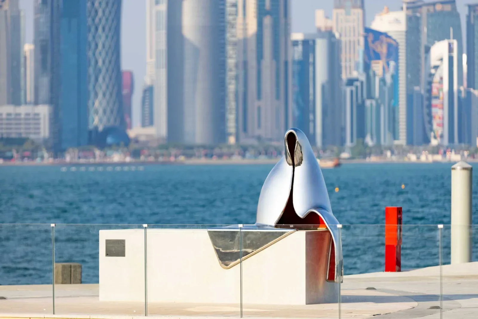 Toub Toub Ya Bahar by Salman Al-Malek on the Doha Corniche — the creative reference for the concept.